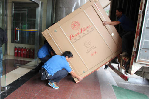 东阁镇钢琴贵重工艺品无忧运